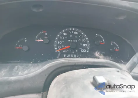 2003 Ford E-150 Commercial из США, поврежденный, VIN 1FTRE14203HB06271